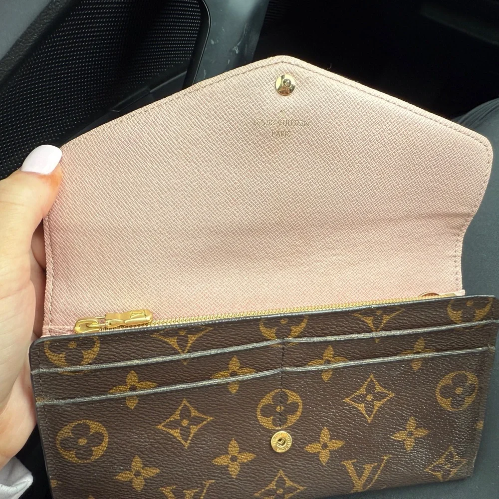 Louis Vuitton Brown Monogram Clutch - Picture 5 of 14